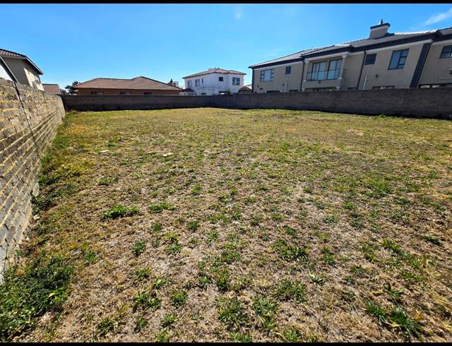 677M² VACANT LAND FOR SALE IN RISIVILLE